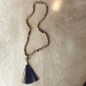 🌟wood long necklace with navy tassle🌟